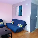 T2 Proche Des Thermes Appartement *